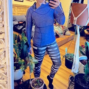 Lululemon jacket size 4